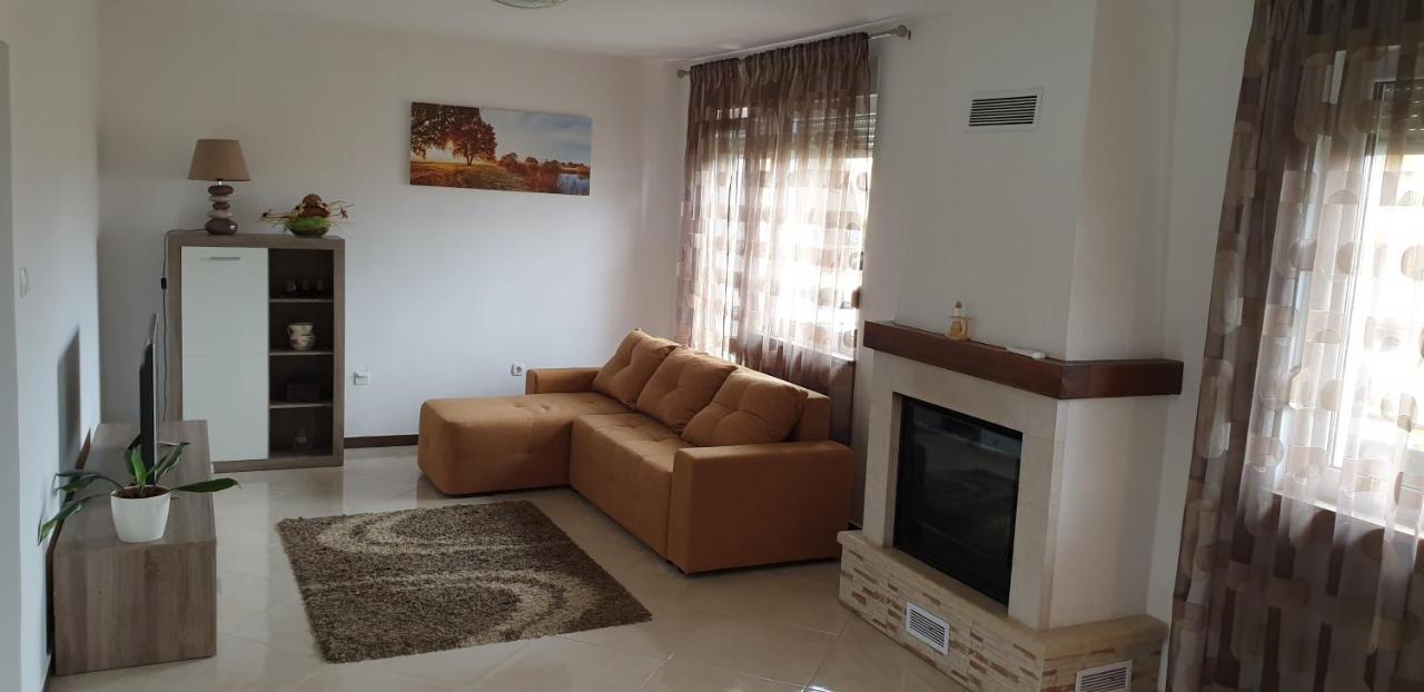 Apartman Lena Pula Ngoại thất bức ảnh
